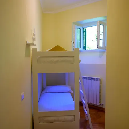 Konukevi Dei Papi 3*
